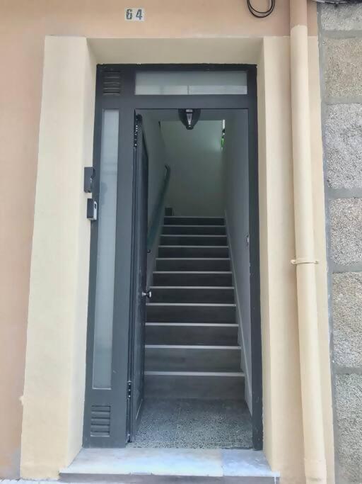 Piso 50 Metros De La Playa Alojamientos Vacay Bueu Esterno foto